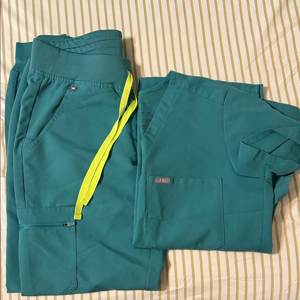Figs Aqua Joggers with Neon Yellow Tie
